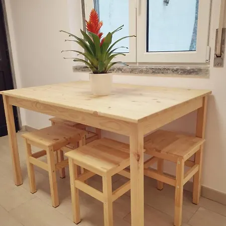Small House With Private Park And Yard 펜션