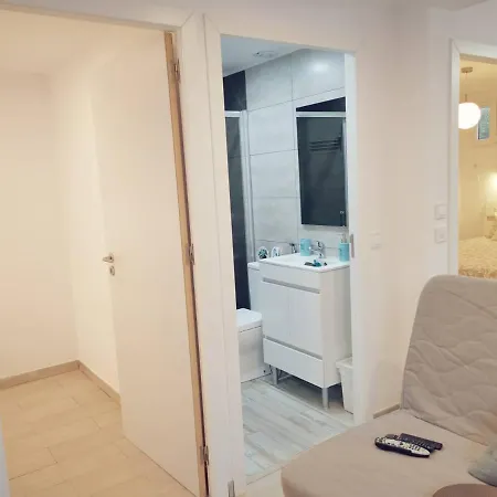 Small House With Private Park And Yard 펜션 Terrugem