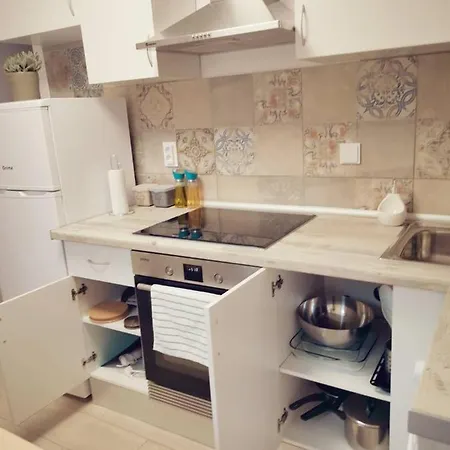 펜션 Small House With Private Park And Yard *